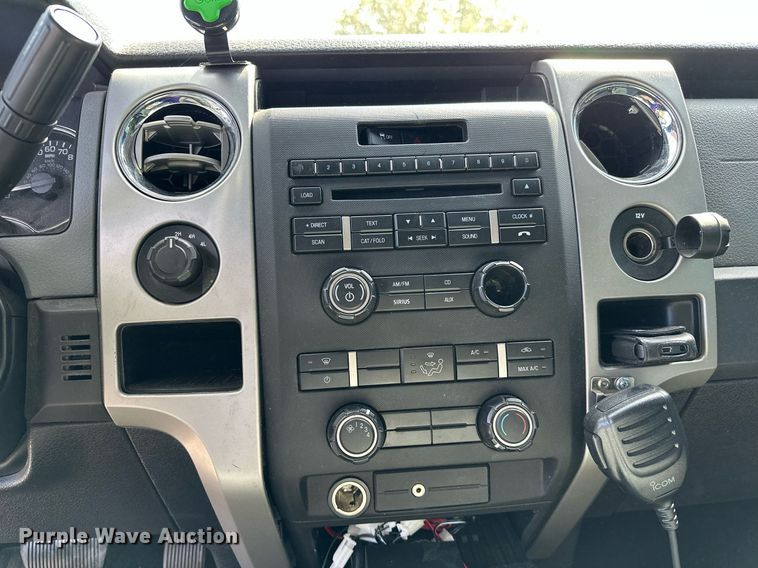 image for item NQ9468 2011 Ford F150  SuperCrew pickup truck