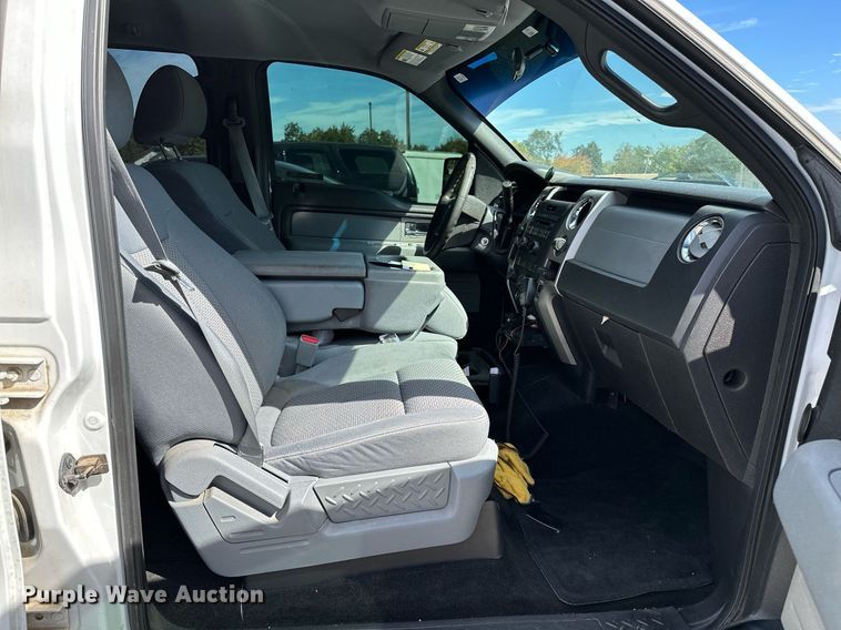 image for item NQ9468 2011 Ford F150  SuperCrew pickup truck