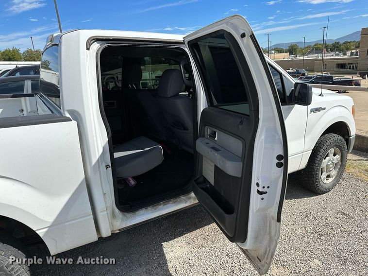 image for item NQ9468 2011 Ford F150  SuperCrew pickup truck