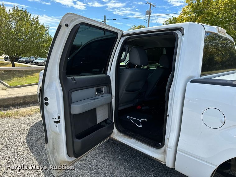 image for item NQ9468 2011 Ford F150  SuperCrew pickup truck