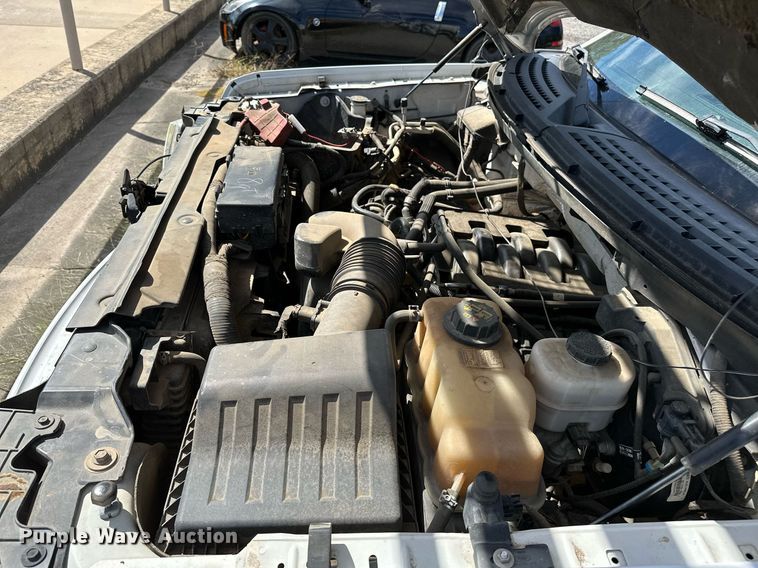 image for item NQ9468 2011 Ford F150  SuperCrew pickup truck