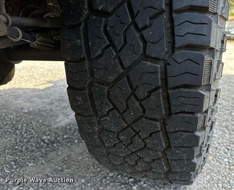 image for item NQ9468 2011 Ford F150  SuperCrew pickup truck