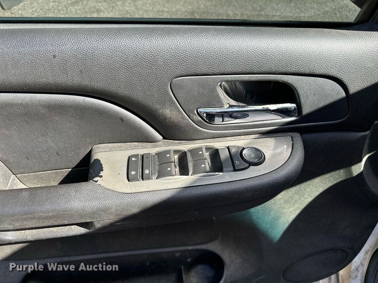 image for item NQ9469 2009 Chevrolet Tahoe Police  SUV