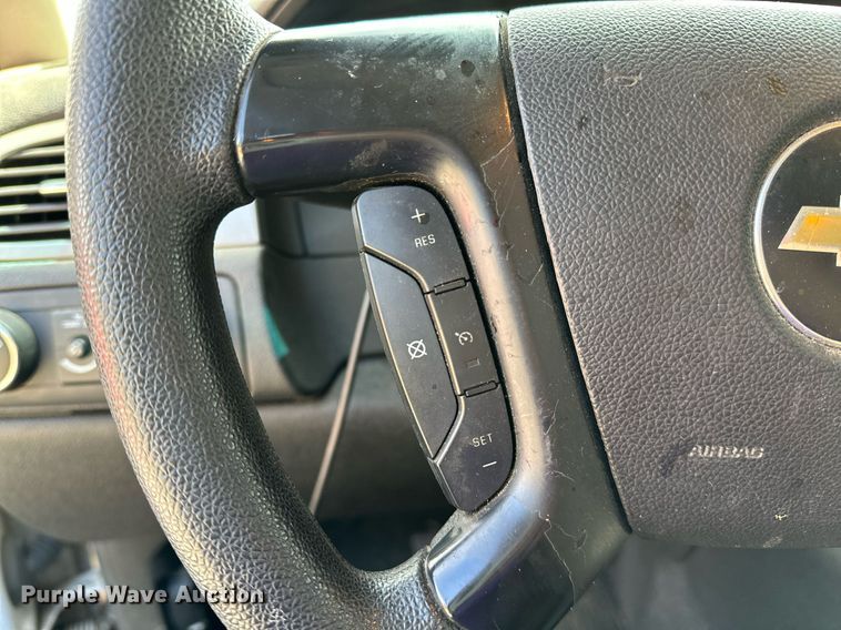 image for item NQ9469 2009 Chevrolet Tahoe Police  SUV