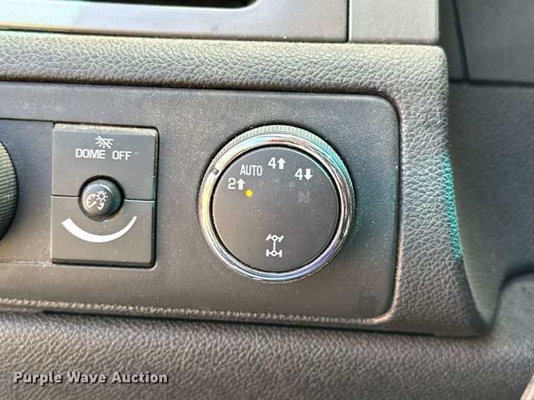 image for item NQ9469 2009 Chevrolet Tahoe Police  SUV