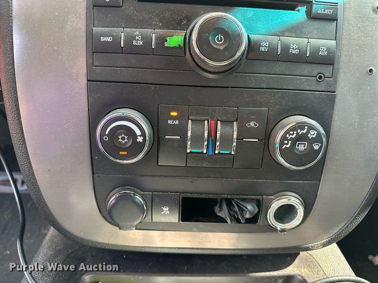 image for item NQ9469 2009 Chevrolet Tahoe Police  SUV