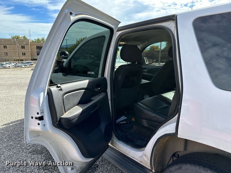 image for item NQ9469 2009 Chevrolet Tahoe Police  SUV