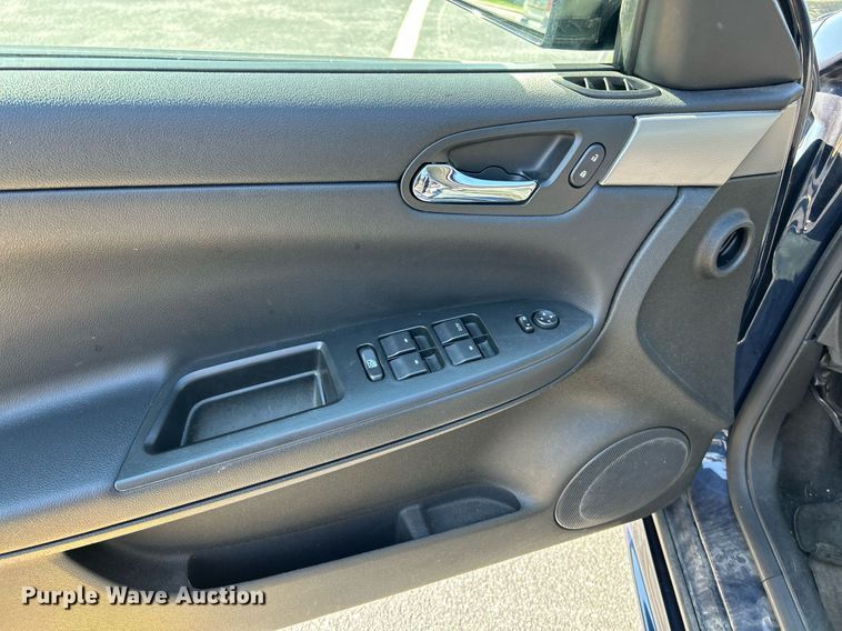 image for item NQ9916 2012 Chevrolet Impala Police Cruiser