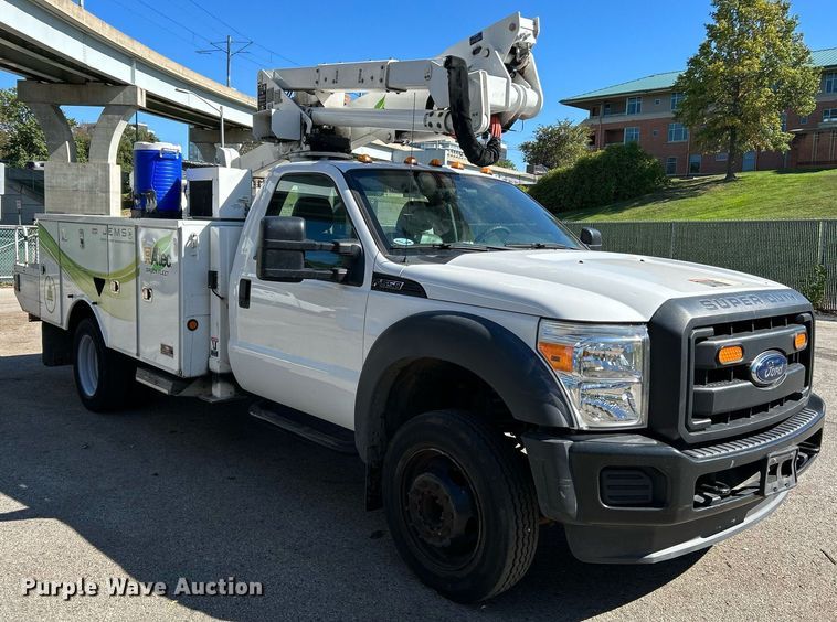 image for item NQ9971 2012 Ford F550 Super Duty XL  bucket truck