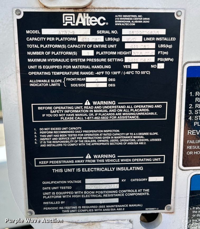 image for item NQ9971 2012 Ford F550 Super Duty XL  bucket truck