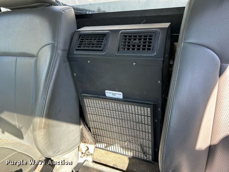 image for item NQ9971 2012 Ford F550 Super Duty XL  bucket truck