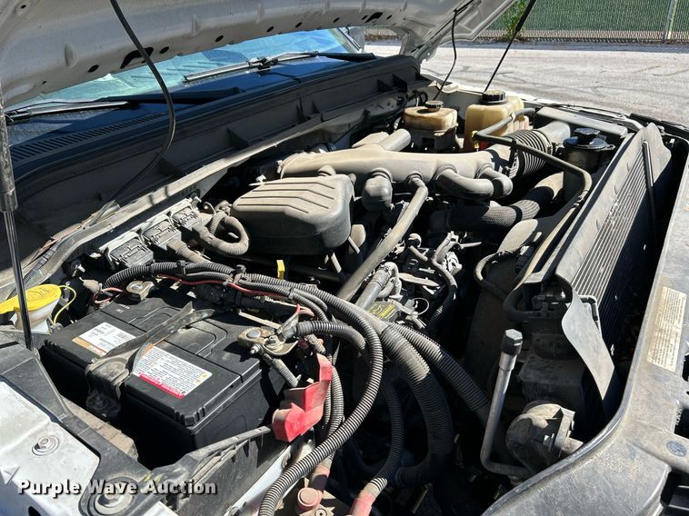 image for item NQ9971 2012 Ford F550 Super Duty XL  bucket truck