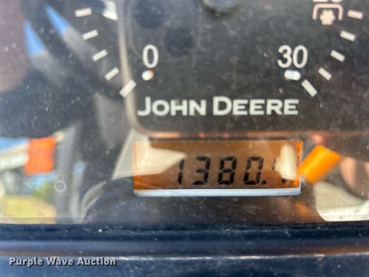 image for item NQ9972 2008 John Deere 3320  tractor