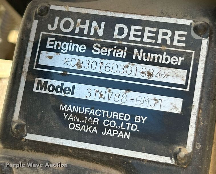 image for item NQ9972 2008 John Deere 3320  tractor