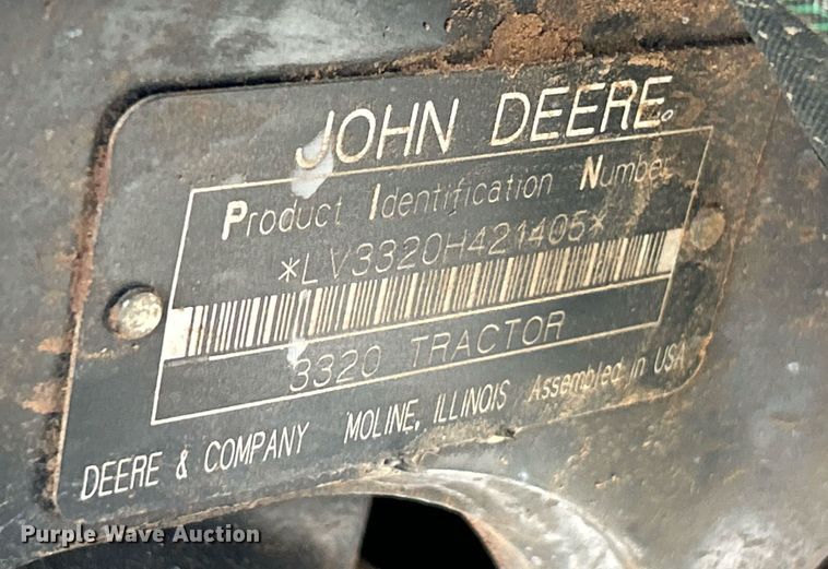 image for item NQ9972 2008 John Deere 3320  tractor