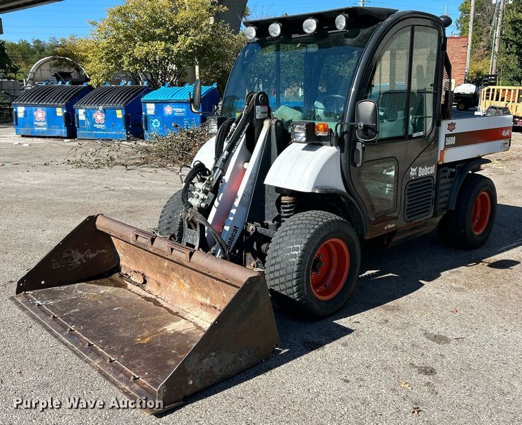 image for item NQ9973 2016 Bobcat 5600  utility vehicle