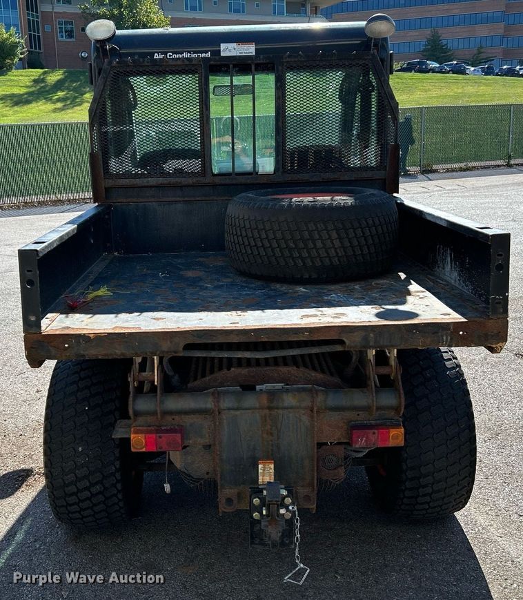 image for item NQ9973 2016 Bobcat 5600  utility vehicle