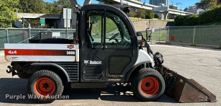 image for item NQ9973 2016 Bobcat 5600  utility vehicle