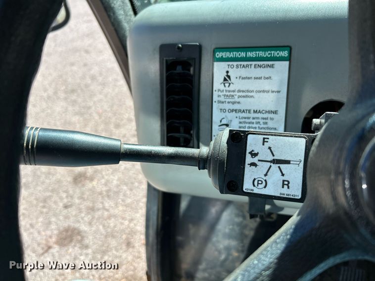 image for item NQ9973 2016 Bobcat 5600  utility vehicle