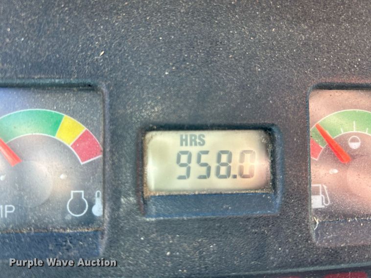 image for item NQ9973 2016 Bobcat 5600  utility vehicle