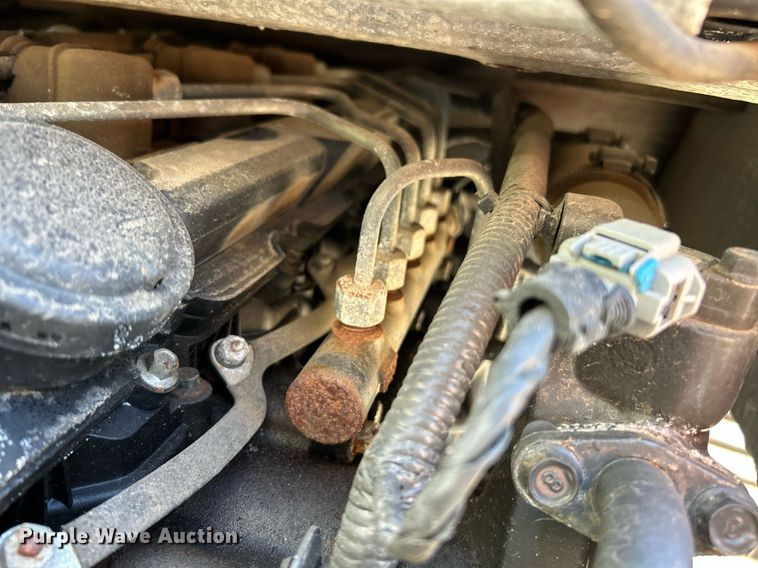 image for item NQ9973 2016 Bobcat 5600  utility vehicle