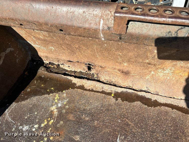 image for item NQ9973 2016 Bobcat 5600  utility vehicle