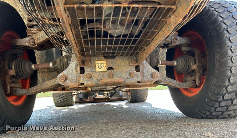 image for item NQ9973 2016 Bobcat 5600  utility vehicle