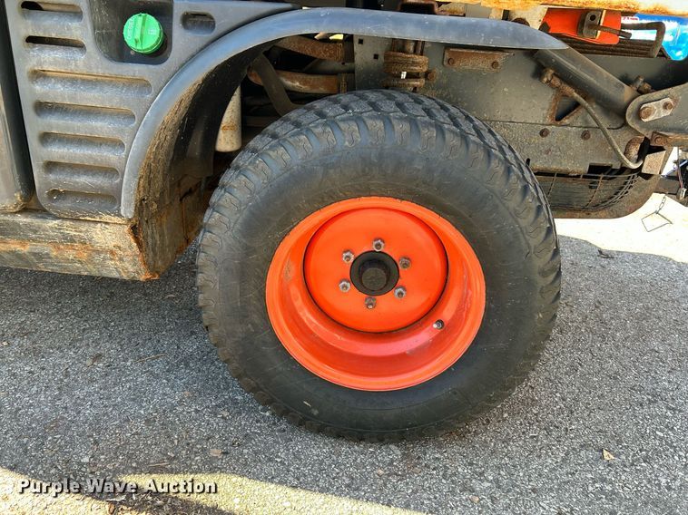 image for item NQ9973 2016 Bobcat 5600  utility vehicle