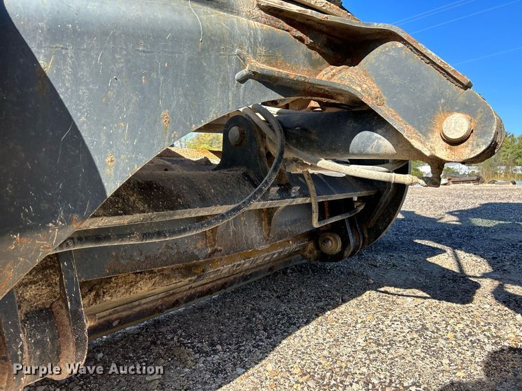 image for item NQ9983 2007 John Deere 772D motor grader