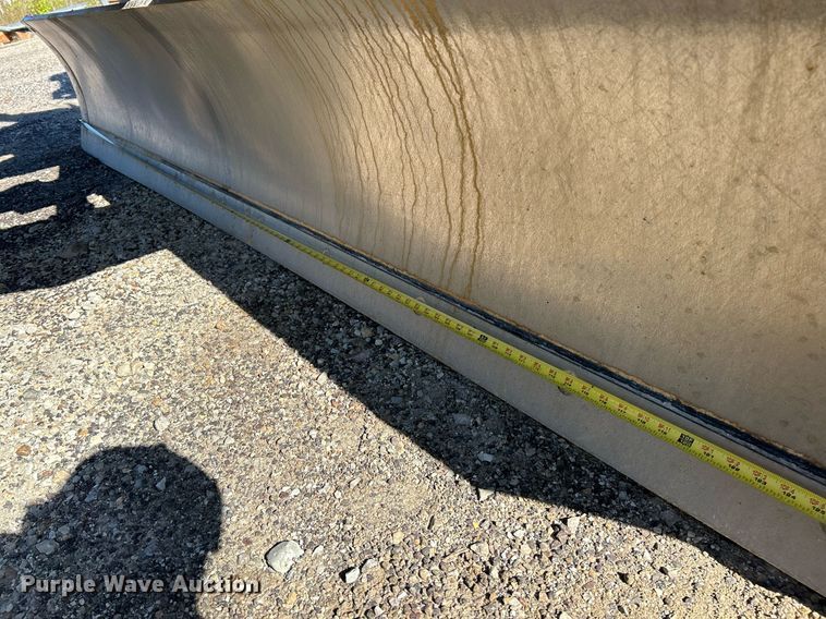 image for item NQ9983 2007 John Deere 772D motor grader