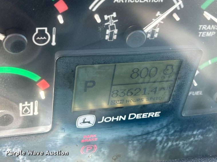 image for item NQ9983 2007 John Deere 772D motor grader