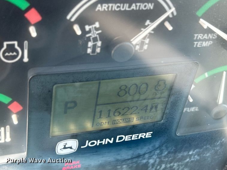 image for item NQ9983 2007 John Deere 772D motor grader