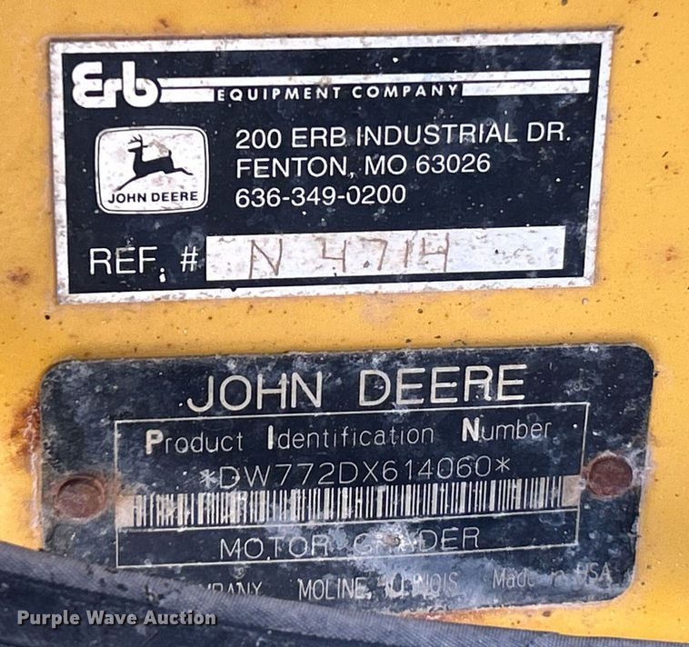 image for item NQ9983 2007 John Deere 772D motor grader