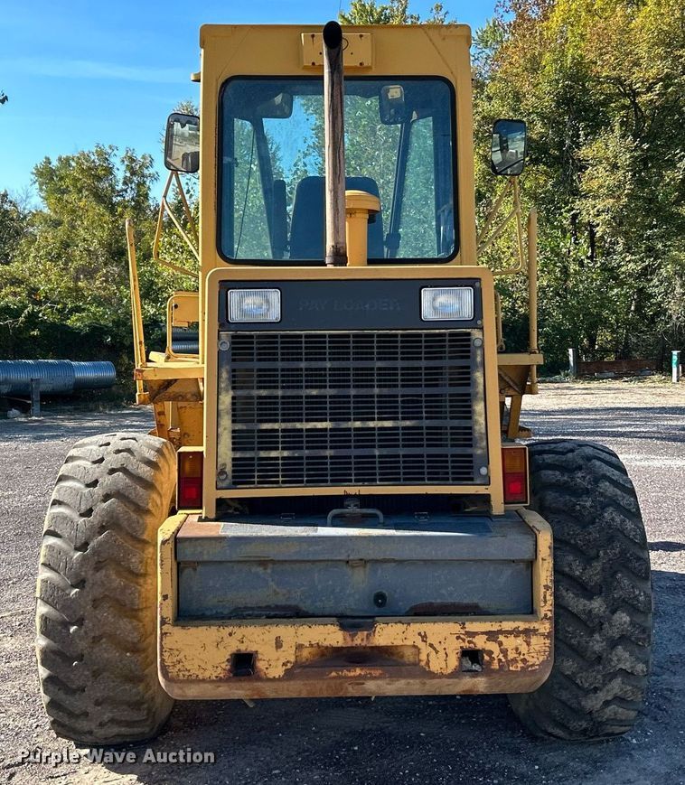 image for item NQ9984 1996 Dresser 518 wheel loader