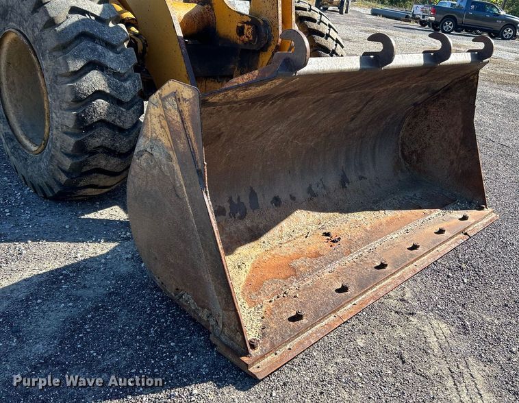 image for item NQ9984 1996 Dresser 518 wheel loader