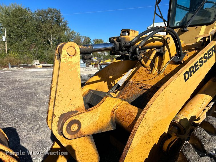 image for item NQ9984 1996 Dresser 518 wheel loader