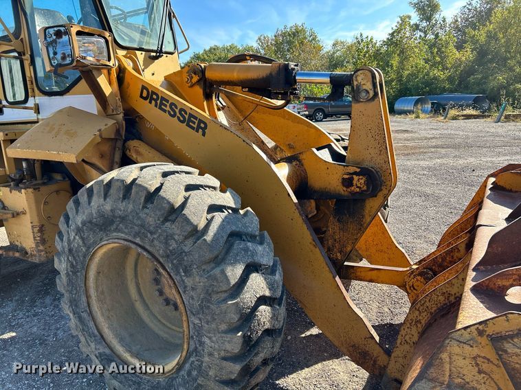 image for item NQ9984 1996 Dresser 518 wheel loader