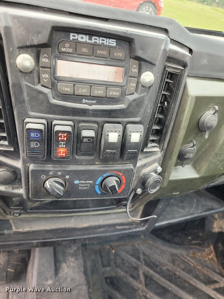 image for item NX9657 2013 Polaris Ranger 900XP  utility vehicle