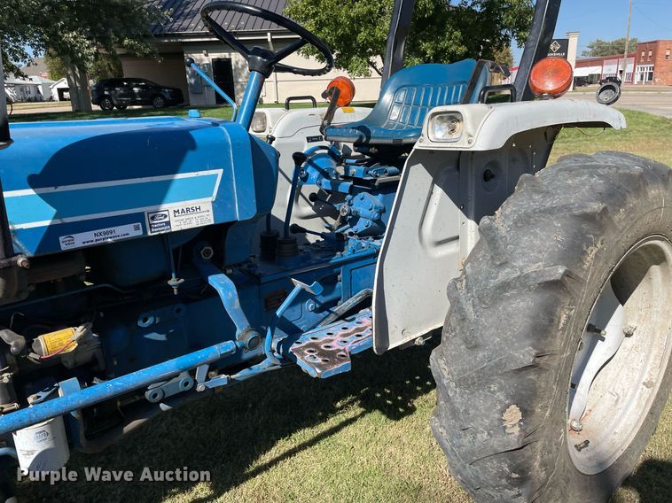 image for item NX9891 1985 Ford 1710  MFWD tractor