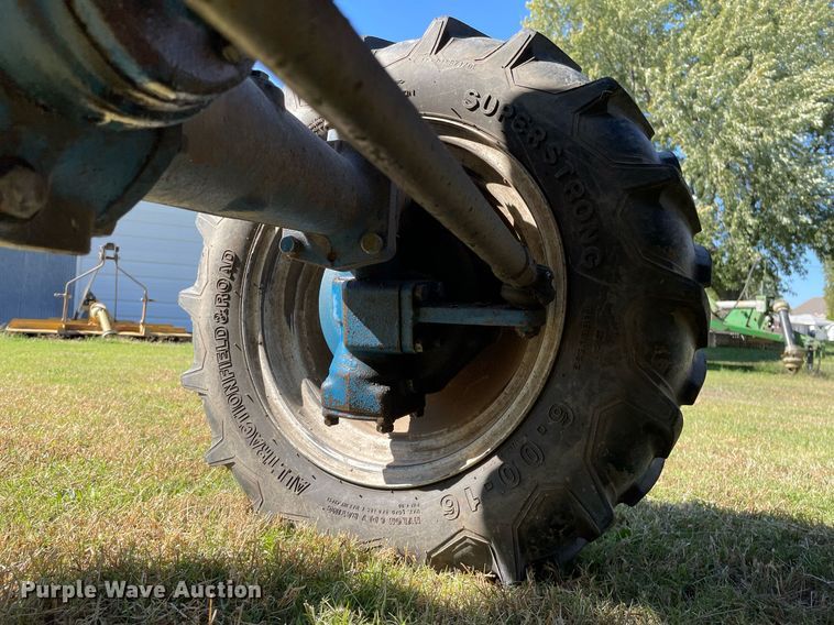 image for item NX9891 1985 Ford 1710  MFWD tractor