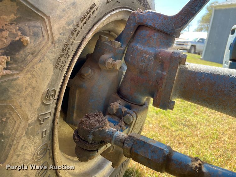 image for item NX9891 1985 Ford 1710  MFWD tractor