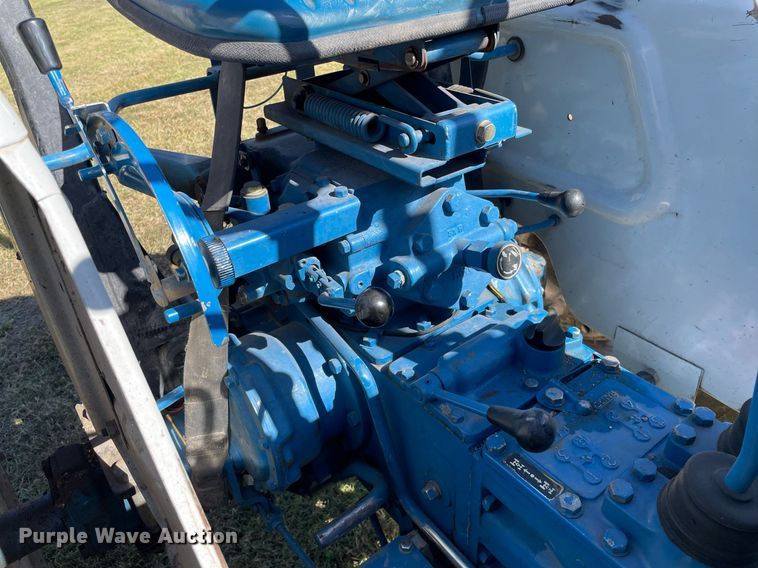 image for item NX9891 1985 Ford 1710  MFWD tractor