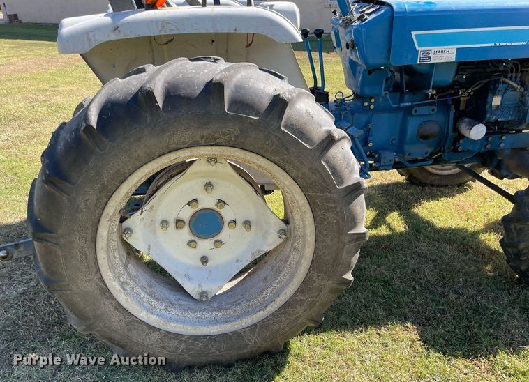 image for item NX9891 1985 Ford 1710  MFWD tractor