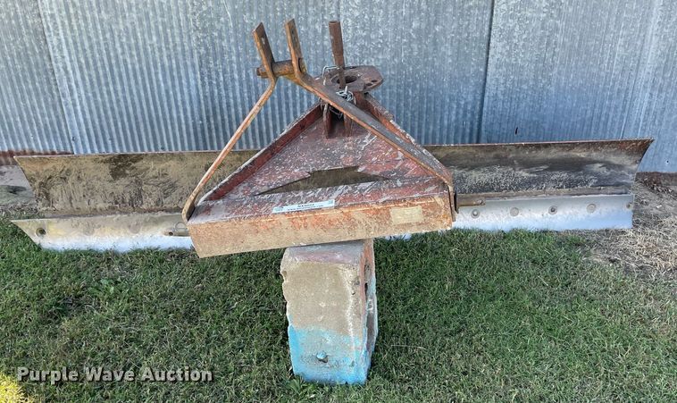 image for item NX9894 Independent  three point blade