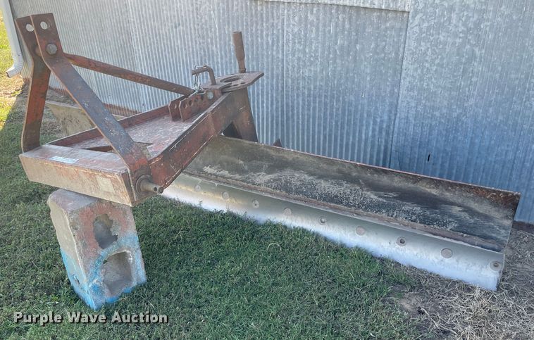 image for item NX9894 Independent  three point blade