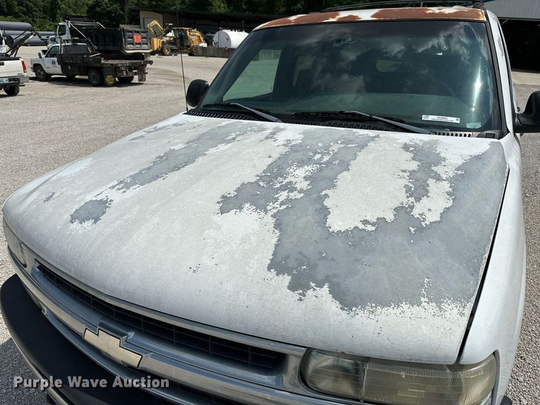 image for item OG9062 2001 Chevrolet Tahoe  SUV