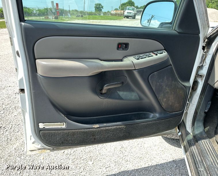 image for item OG9062 2001 Chevrolet Tahoe  SUV