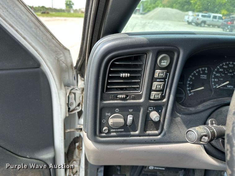 image for item OG9062 2001 Chevrolet Tahoe  SUV