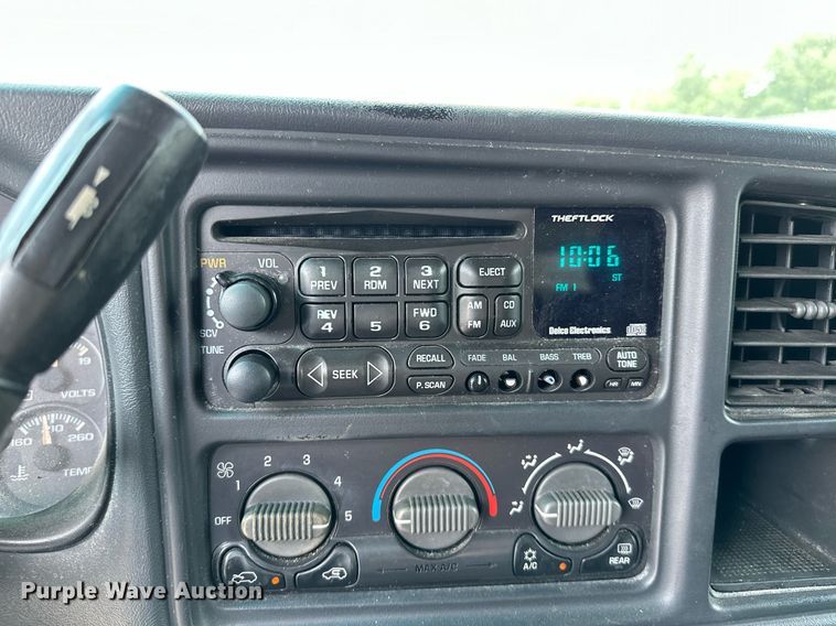 image for item OG9062 2001 Chevrolet Tahoe  SUV