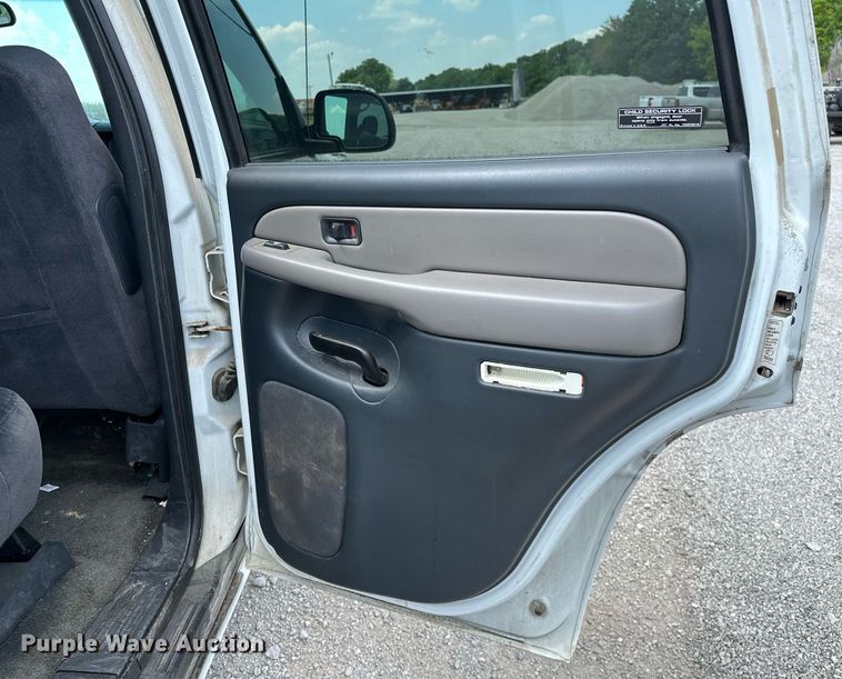 image for item OG9062 2001 Chevrolet Tahoe  SUV